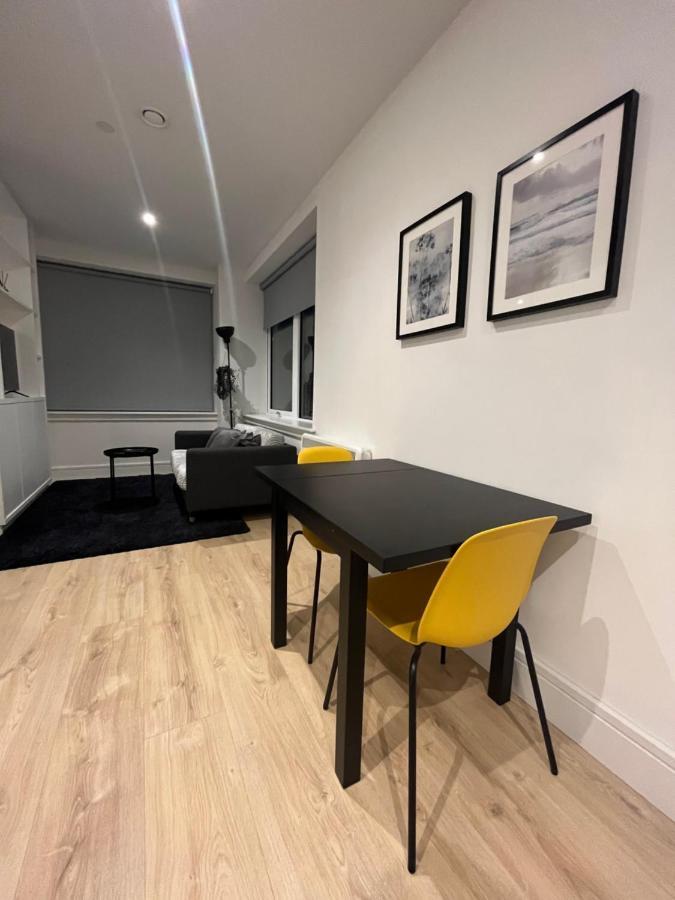 Aeropartment & Aerotel, London Heathrow Airport, Terminal 4, Ev Stations & Cheap Parking On Site! Hillingdon Eksteriør bilde