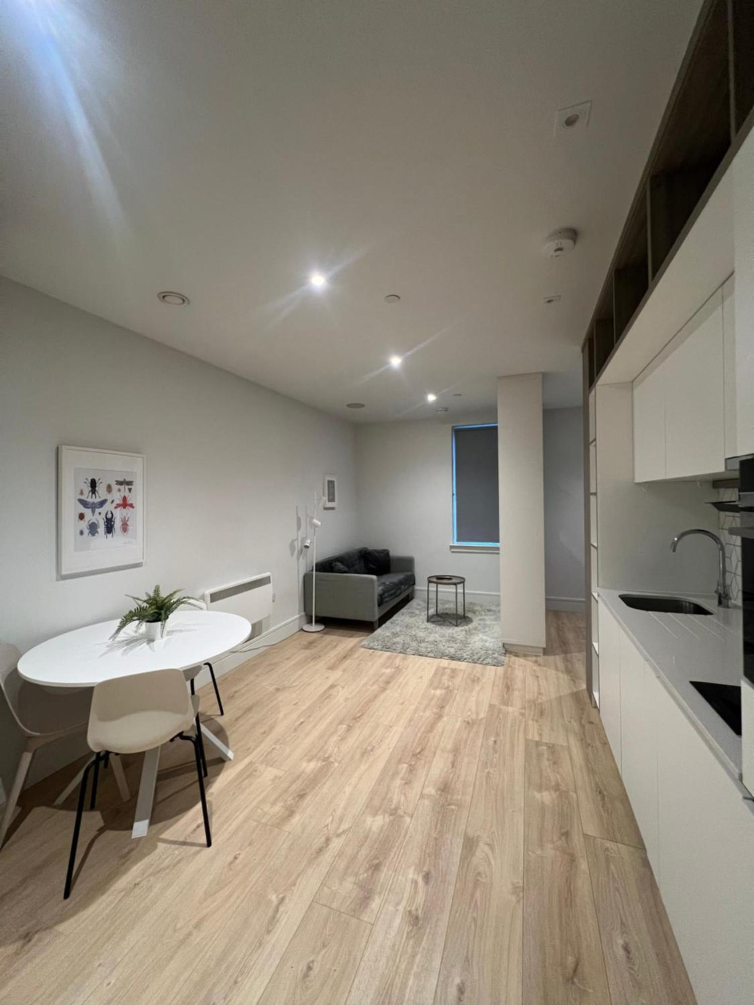 Aeropartment & Aerotel, London Heathrow Airport, Terminal 4, Ev Stations & Cheap Parking On Site! Hillingdon Eksteriør bilde